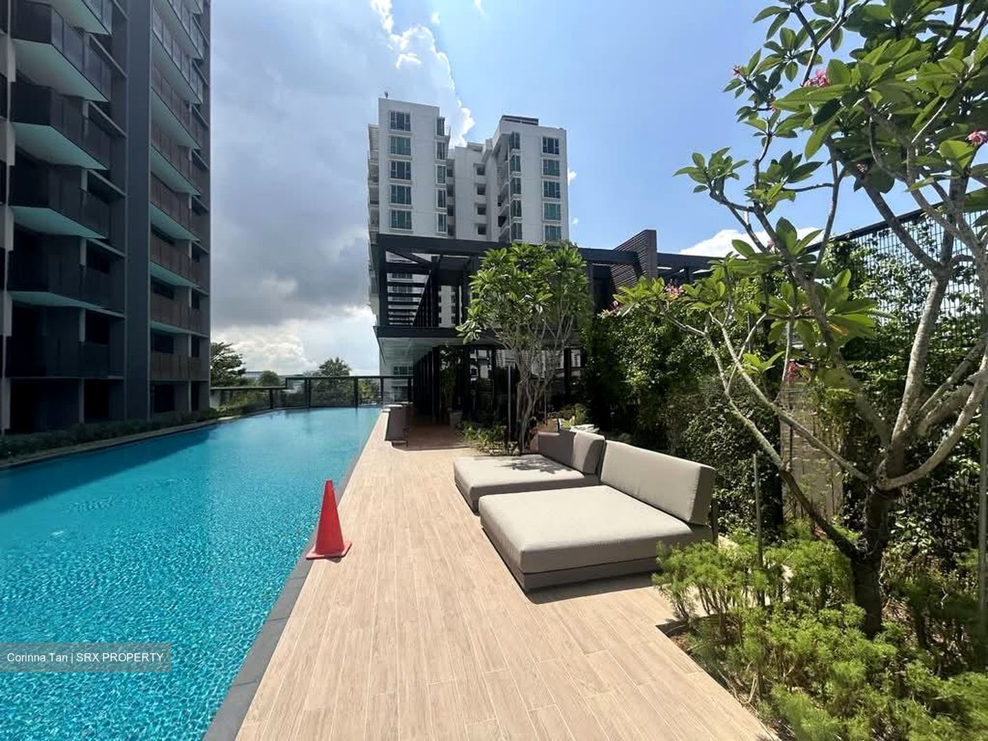 Tanah Merah Kechil Link (D16), Condominium #554745241